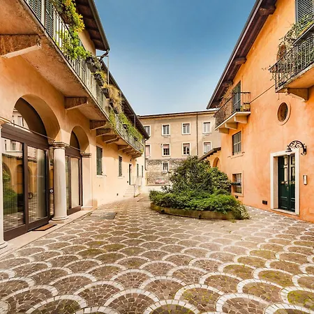 Italianflat - Arches Flat Verona